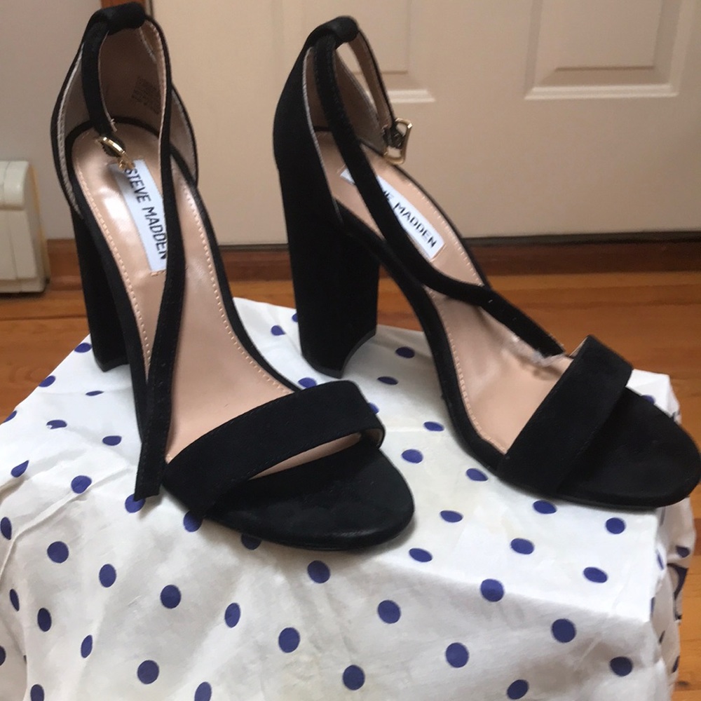 Steve Madden 4” sandals